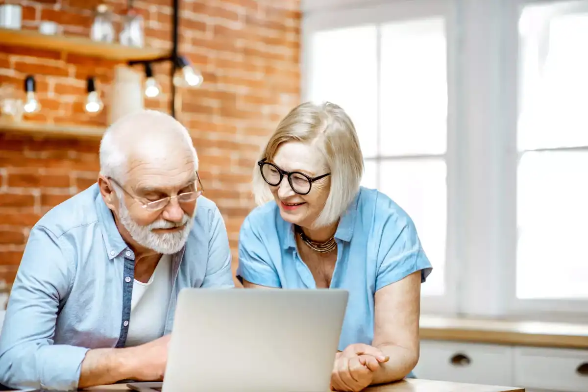 Les retraites de base revalorisées au 1ᵉʳ février 2025 : de combien et ...
