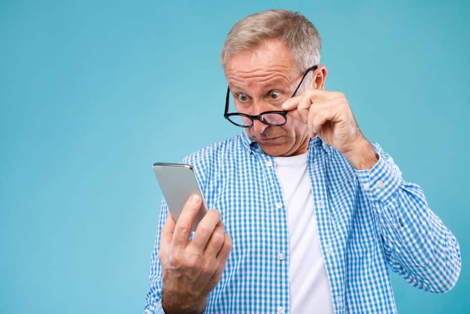Virement CAF effectué mais rien sur mon compte La Poste : quelles vérifications faire ?