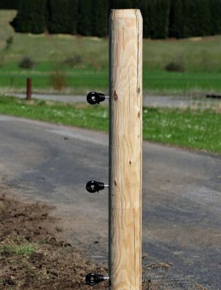 Comment sceller soi-même ses poteaux de clôture ?