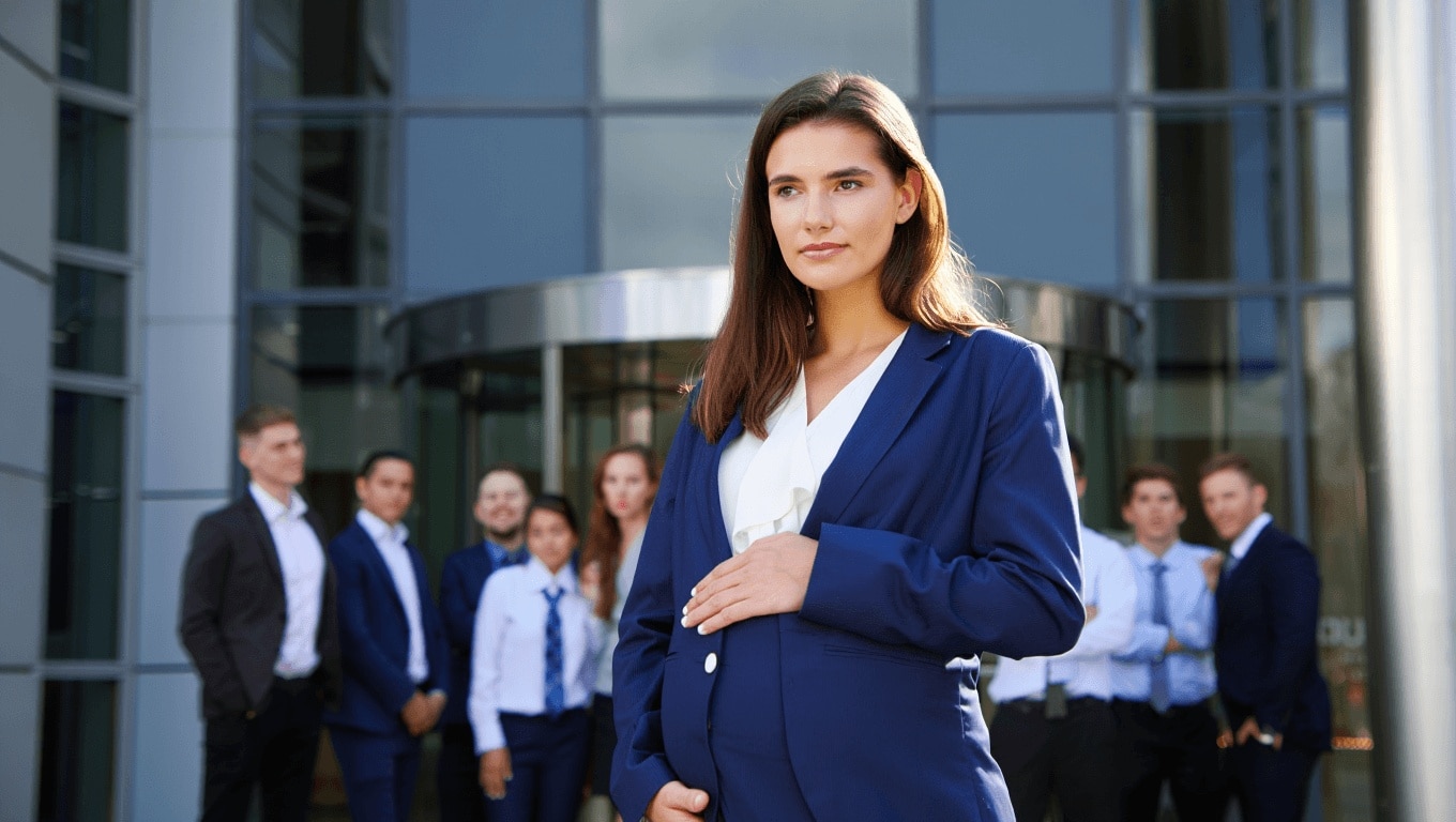 Discrimination des femmes enceintes : vos droits en 2026