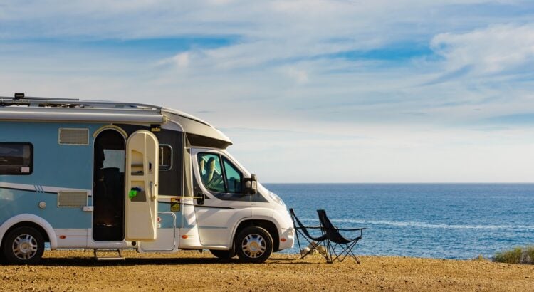 « Je ne paie ni loyer, ni eau, ni électricité » :
à 31 ans, elle vit dans un camping-car de 12 m²