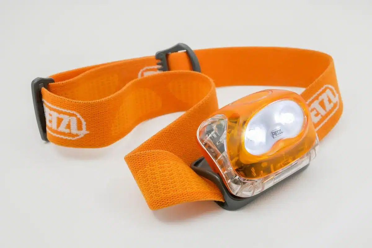 Tableau de calcul simple montrant lumens et lux pour une cuisine