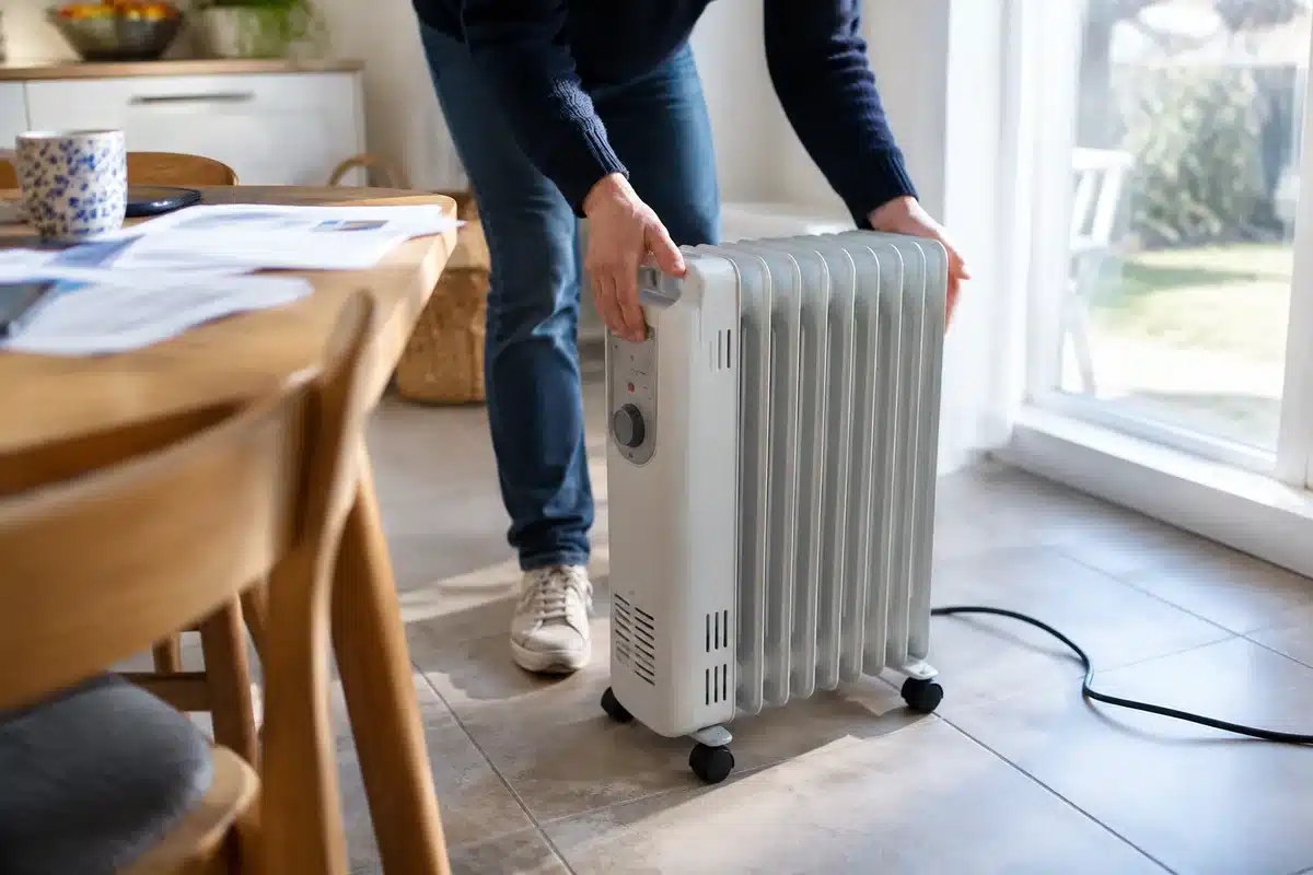 Cent mille foyers concernés : l'État prête des radiateurs électriques pour sortir du fioul