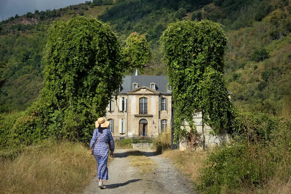 Tableau de chiffres et graphiques sur la vacance des logements en France
